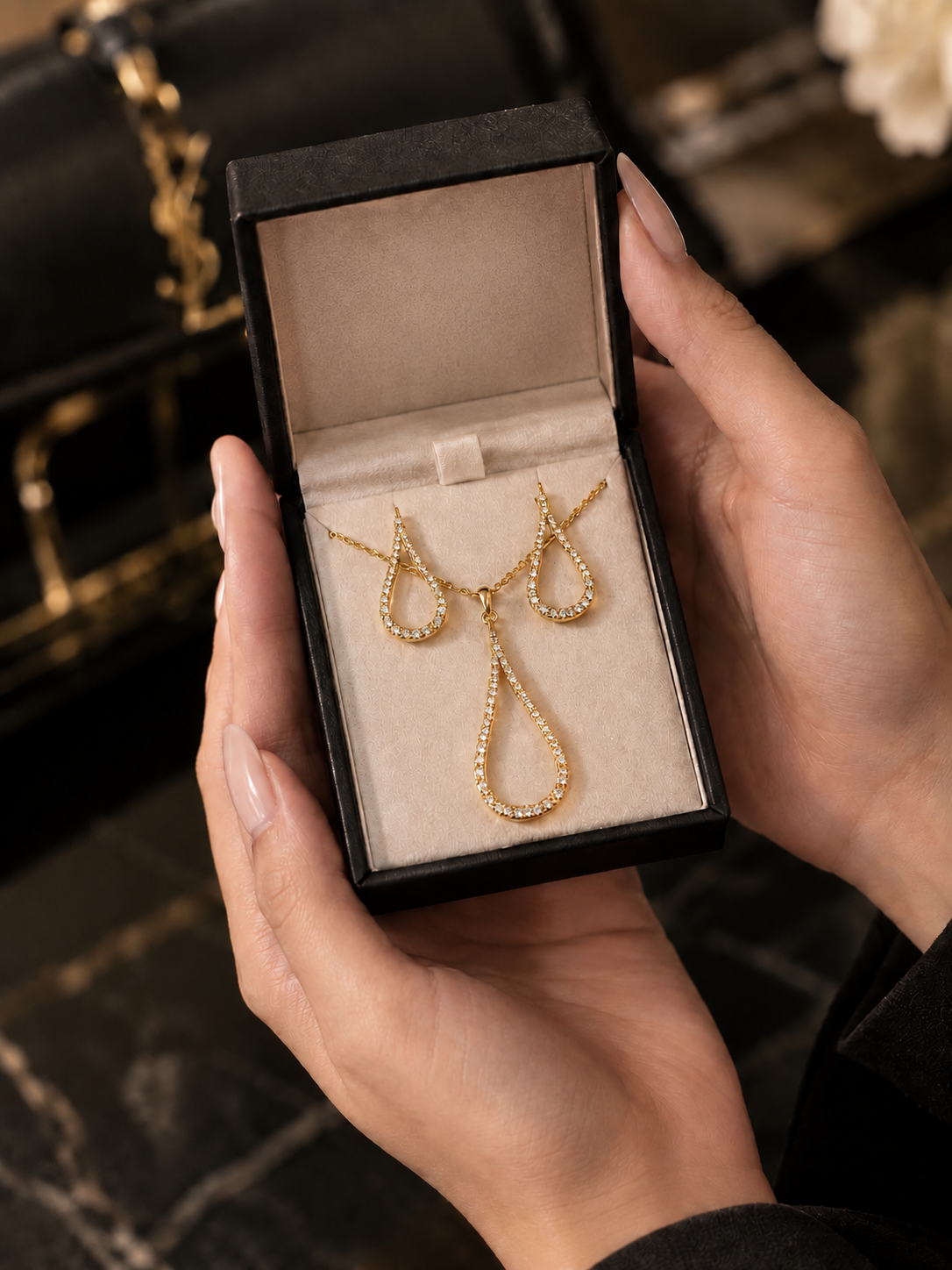 Élise Gold Set - طقم إليز ذهبي