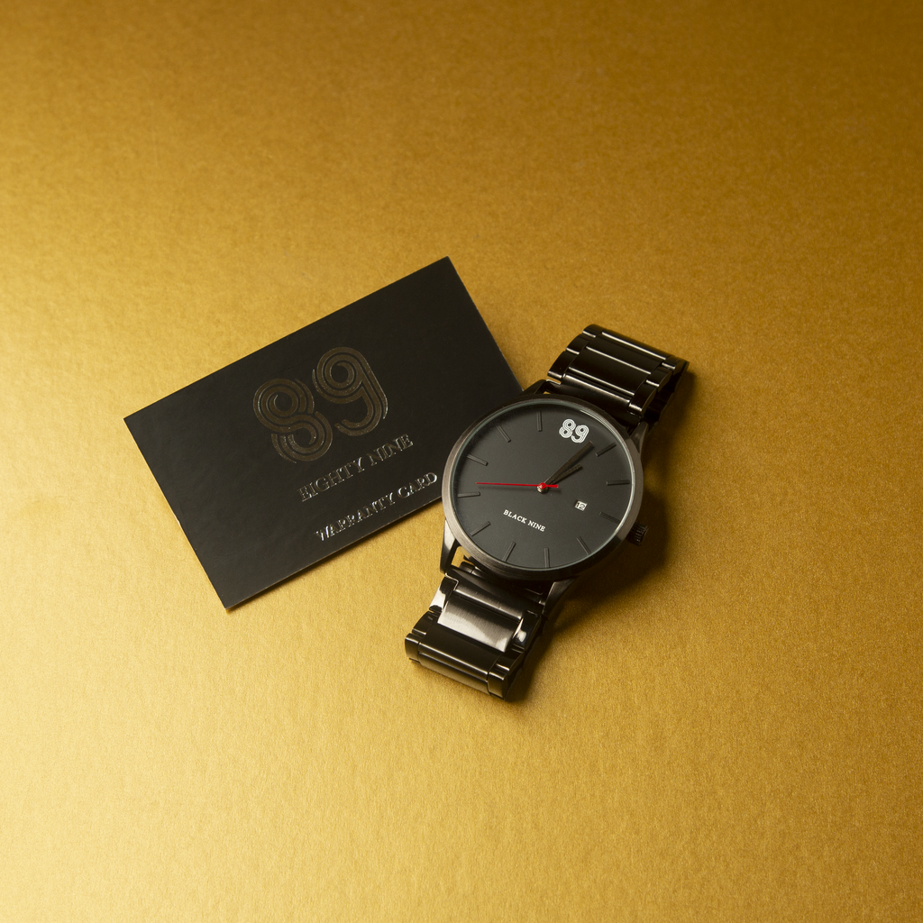 Black Nine Watch: Elevate Your Style with a Sleek Stainless Steel Quartz Timepiece