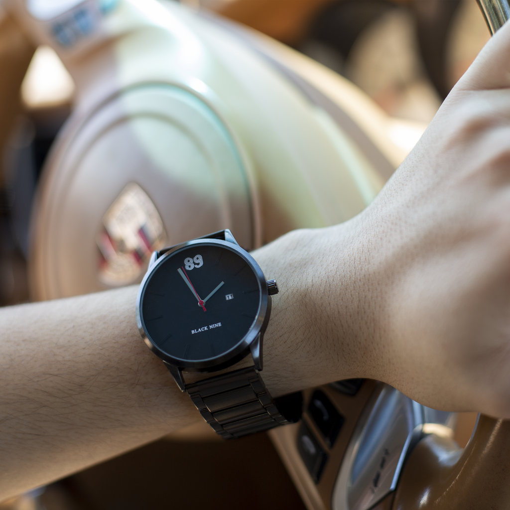 Black Nine Watch: Elevate Your Style with a Sleek Stainless Steel Quartz Timepiece
